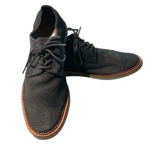 Toms Men's size 10.5 M Brogue Wingtip Oxfords Grey Canvas Lace Up Dress Shoes